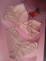 Conjunto de sutiã plus