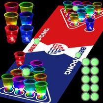 Conjunto de tapetes de mesa Glowing Beer Pong Noveltymeme 180x58cm com copos de LED