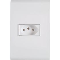 Conjunto de Tomada Branco 4x2 com 1 Tomada 2P+T Liz de 10 Ampères e 250 Volts - 57170010 - TRAMONTINA Conjunto de Tomada Branco 4x2 com 1 Tomada 2P+T Liz de 10 Ampères e 250 Volts - 57170010 - TRAMONTINA