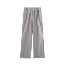 Conjunto De Top Cropped Listrado Sem Mangas Com Decote Halter E Calças De Cintura Alta De Pernas Conjunto De Top Cropped Listrado Sem Mangas Com Decote Halter E Calças De Cintura Alta De Pernas