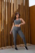 Conjunto De Treino Top Decote Nadador e Calça Legging