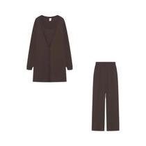 Conjunto De Tricô Feminino De Outono/Inverno Em Três Peças: Jaqueta, Colete E Calças, Estilo Conjunto De Tricô Feminino De Outono/Inverno Em Três Peças: Jaqueta, Colete E Calças, Estilo