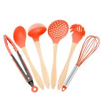 Conjunto de Utensílios Master Laranja Inox/Silicone/Madeira 6 Peças Conjunto de Utensílios Master Laranja Inox/Silicone/Madeira 6 Peças