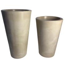 Conjunto de Vasos Altos de Polietileno de Planta Liso Brilho