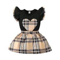 Conjunto de Vestido de Verão para Meninas (3 Peças) - Babados, Manga Curta e Estampa Xadrez Conjunto de Vestido de Verão para Meninas (3 Peças) - Babados, Manga Curta e Estampa Xadrez