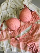 Conjunto Deise detalhe C/joia Coração.