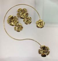 Conjunto deslumbrante flores