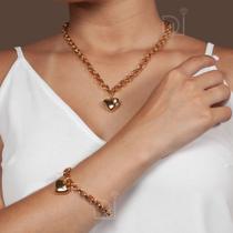 Conjunto Dourado Colar e Pulseira Semijoias Feminino Pingente Coração Strass Delicado