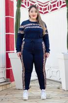 Conjunto em Crepe Calça e Blusa com Viés de Onça Conjunto em Crepe Calça e Blusa com Viés de Onça