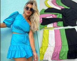 Conjunto em crepe tam 38/40 cores branco preto e azul