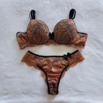 Conjunto em Microfibra e Renda - Cor Preto com Detalhes em Chocolate Conjunto em Microfibra e Renda - Cor Preto com Detalhes em Chocolate