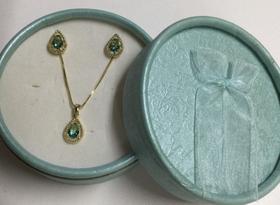 Conjunto em pedras Conjunto em pedras