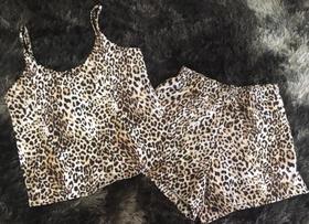 Conjunto estampa digital onça blusa alça tam. m Conjunto estampa digital onça blusa alça tam. m