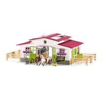 Conjunto estável Schleich Horse Club Riding Center com 97 peças Conjunto estável Schleich Horse Club Riding Center com 97 peças