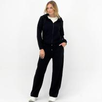 Conjunto Facinelli de Helanca com Blusa e Calça Reta Feminina Conjunto Facinelli de Helanca com Blusa e Calça Reta Feminina