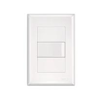 Conjunto Fame Evidence com Placa Simples 16A - 10128964 - Branco - 487015 Conjunto Fame Evidence com Placa Simples 16A - 10128964 - Branco - 487015