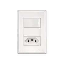 Conjunto Fame Evidence com Placa Simples e Tomada 10A - Código 584819 Conjunto Fame Evidence com Placa Simples e Tomada 10A - Código 584819