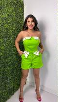 Conjunto feminino adulto de Cropped e bermuda curta no tecido linho. Tamanho M Conjunto feminino adulto de Cropped e bermuda curta no tecido linho. Tamanho M