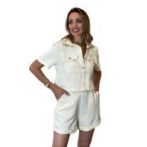 Conjunto Feminino Camisa Cropped Moda Utilitária e Shorts Cintura Alta em Linho com Elastano Conjunto Feminino Camisa Cropped Moda Utilitária e Shorts Cintura Alta em Linho com Elastano