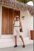 Conjunto feminino camisa e bermuda linho-viscose betina Conjunto feminino camisa e bermuda linho-viscose betina