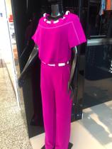 Conjunto feminino cor pink camiseta e calça tamanho M Conjunto feminino cor pink camiseta e calça tamanho M