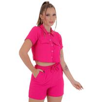 Conjunto feminino cropped camisa social com botões e shorts Conjunto feminino cropped camisa social com botões e shorts