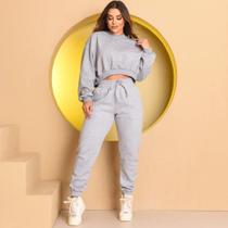 Conjunto Feminino de Frio Moletom Grosso Cropped e Calça Jogguer Perfeito para o Inverno Conjunto Feminino de Frio Moletom Grosso Cropped e Calça Jogguer Perfeito para o Inverno
