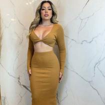 Conjunto Feminino de Saia Midi e Top Cropped Manga Longa em Vinho