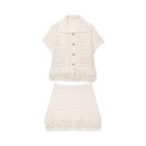 Conjunto Feminino De Verão Em Tricô Com Franjas: Top Vazado Com Gola Lapela E Minissaia Plissada - 2