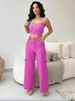 Conjunto Feminino em Alfaiataria Calça Cargo e Top