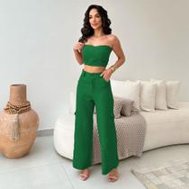 Conjunto Feminino em Alfaiataria Calça Cargo e Top