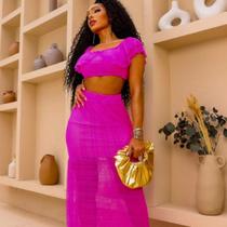 Conjunto Feminino Fashion Composto Por Cropped Ombro a Ombro e Saia Longa Em Brilho