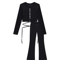 Conjunto Feminino Inverno Be Happy de Blusa Top Cropped e Calça Flaire em Canelado VIC&VICKY Cor:PretoTamanho:12 Conjunto Feminino Inverno Be Happy de Blusa Top Cropped e Calça Flaire em Canelado VIC&VICKY Cor:PretoTamanho:12