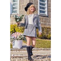 Conjunto Feminino Inverno de Blazer Boxy e Short-saia em Malha Tweed Brilho KUKIÊ Cor:CinzaTamanho:8 Conjunto Feminino Inverno de Blazer Boxy e Short-saia em Malha Tweed Brilho KUKIÊ Cor:CinzaTamanho:8