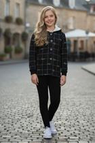 Conjunto Feminino Jaqueta C/ Capuz Pelos Juvenil Nº 12 Ao 16 Conjunto Feminino Jaqueta C/ Capuz Pelos Juvenil Nº 12 Ao 16