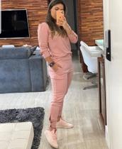 Conjunto Feminino Moletinho Calça e Blusa com Detalhe Botão