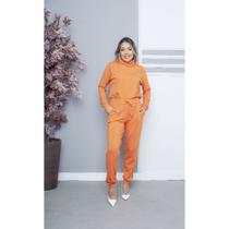 Conjunto feminino outono/inverno casual e confortável com gola e cintura alta em moletinho