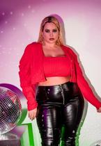 Conjunto Feminino Plus Size Manga Princesa e Top Tricô Conjunto Feminino Plus Size Manga Princesa e Top Tricô