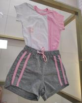 Conjunto feminino rosa e cinza moletinho tamanho 4 Conjunto feminino rosa e cinza moletinho tamanho 4