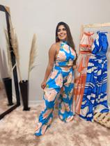 Conjunto Fernanda, cropped gola alta com bojo Tam 40/44 Conjunto Fernanda, cropped gola alta com bojo Tam 40/44