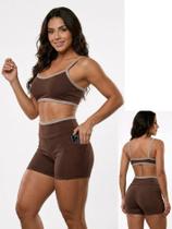 Conjunto Fitness Feminino Academia Top e Short Forrado com Bolsos Laterais Zero Transparência Treino Exercício Funcional Corrida -
