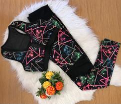 Conjunto fitness top e calça com telinha no joelho tamanho M