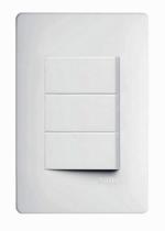 Conjunto Habitat 3 Interruptores Simples 16A 250V Branco Fame Conjunto Habitat 3 Interruptores Simples 16A 250V Branco Fame