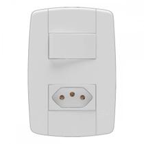 Conjunto Ilumi Lev Modular Branco Com Placa 1 Simples + Tomada 2P+T. 10A. - 87200 Conjunto Ilumi Lev Modular Branco Com Placa 1 Simples + Tomada 2P+T. 10A. - 87200