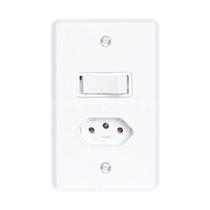 Conjunto ilumi pratika com placa 1 paralelo + tomada 2p+t. 19280