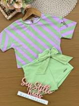 Conjunto Infantil Animê com Shorts Verde e Blusa Listrada Conjunto Infantil Animê com Shorts Verde e Blusa Listrada