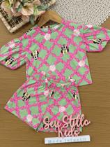 Conjunto Infantil Animê Verão com Shorts e Blusa Verde Minnie Floral Disney Conjunto Infantil Animê Verão com Shorts e Blusa Verde Minnie Floral Disney
