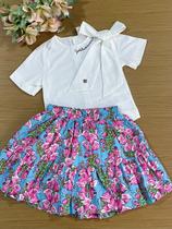 Conjunto Infantil Animê Verão Saia Azul Floral e Blusa Branca Lacinho