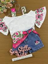 Conjunto Infantil Animê Verão Shorts Jeans com Bandana e Bata Minnie e Mickey Disney