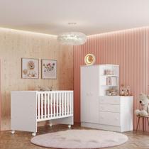 Conjunto Infantil Aurora Branco/Branco: Berço Aurora + Rodízios + Guarda-Roupa com Cômoda Aurora